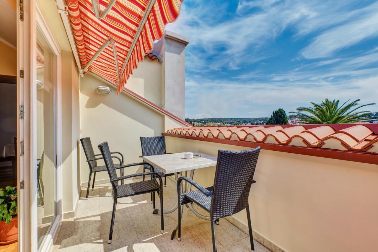 Apartment Dami Mali Lošinj Esterno foto