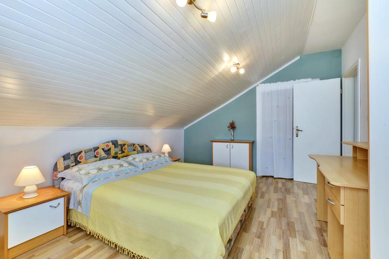 Apartment Dami Mali Lošinj Esterno foto