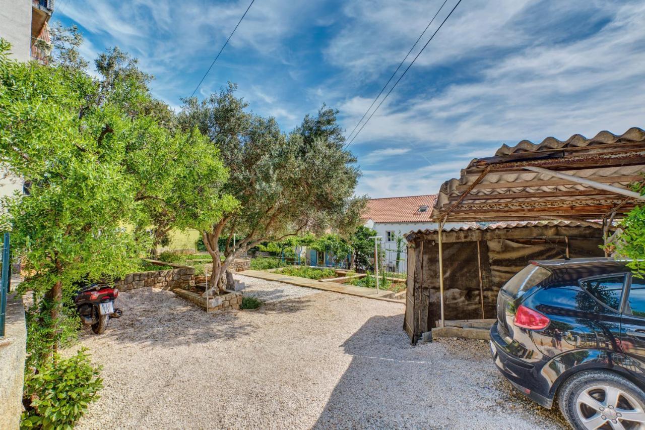 Apartment Dami Mali Lošinj Esterno foto