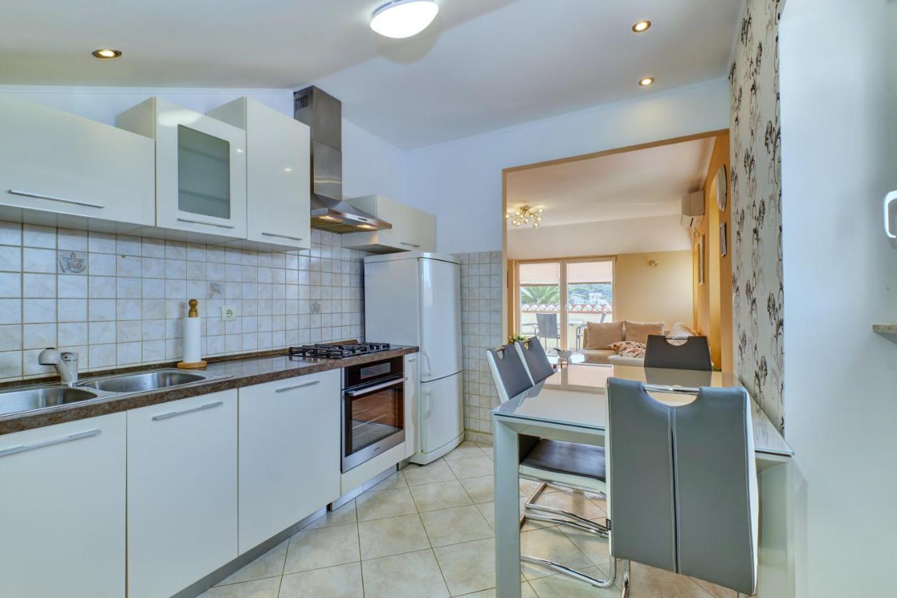 Apartment Dami Mali Lošinj Esterno foto