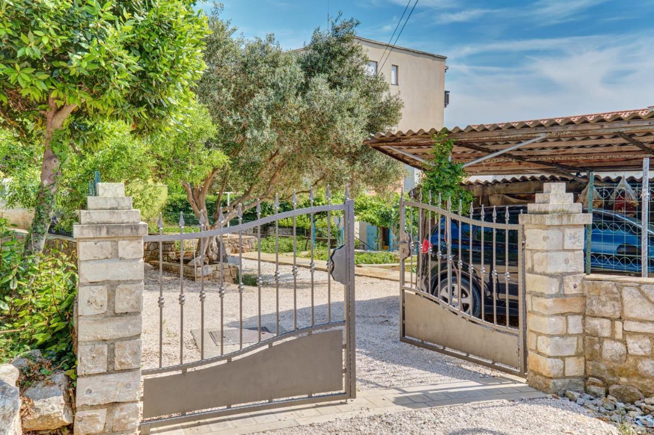 Apartment Dami Mali Lošinj Esterno foto