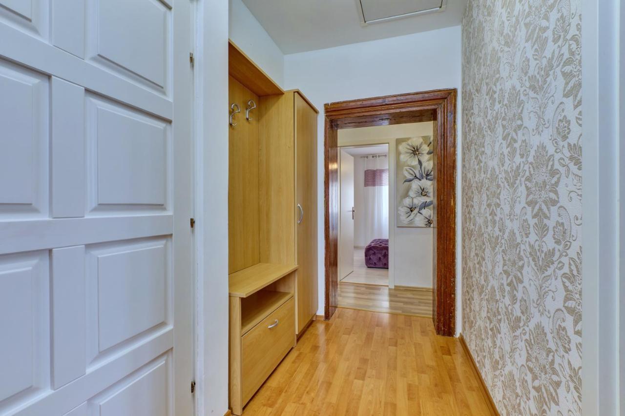 Apartment Dami Mali Lošinj Esterno foto